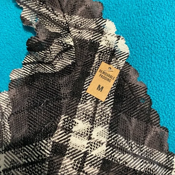 Pink Bralette - Picture 2 of 5